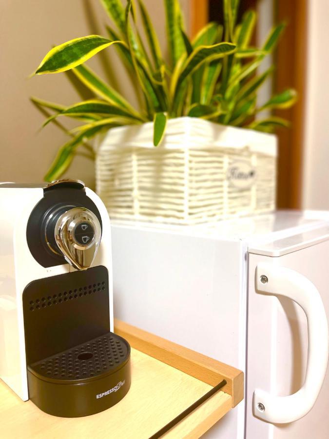 モンタニャーナCa' Del Sole - Attico Panoramico In Centro Storicoアパートメント エクステリア 写真